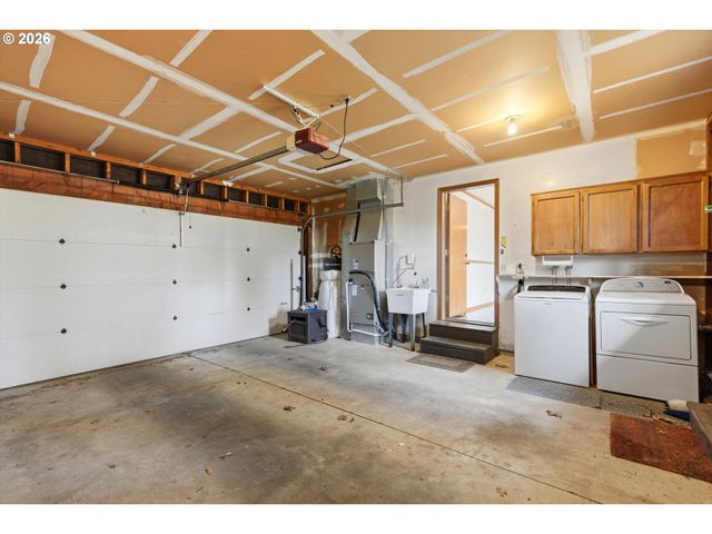 653 Sw TANGLEWOOD Cir, Mc Minnville, OR 97128