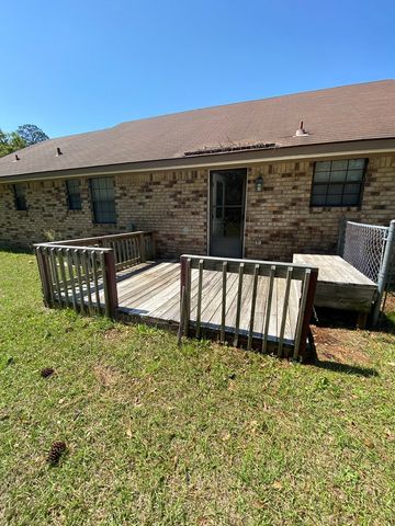 105 Maid Marion Court, Hinesville, GA 31313