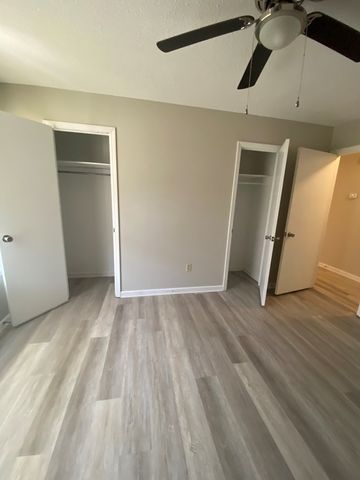 105 Maid Marion Court, Hinesville, GA 31313