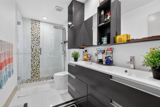 5571 NW 188th St 0, Miami Gardens, FL 33055