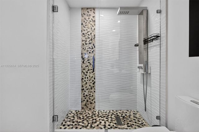 5571 NW 188th St 0, Miami Gardens, FL 33055