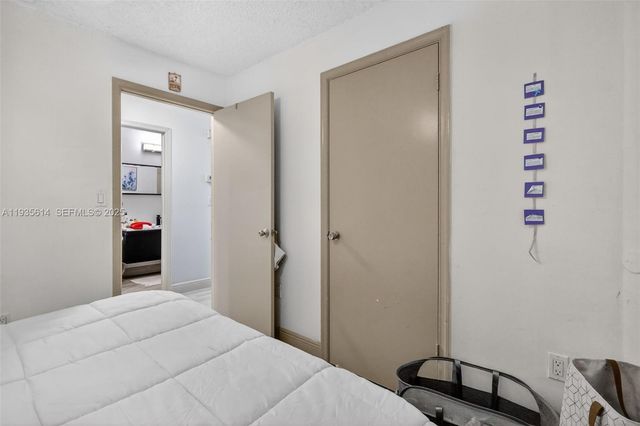 5571 NW 188th St 0, Miami Gardens, FL 33055