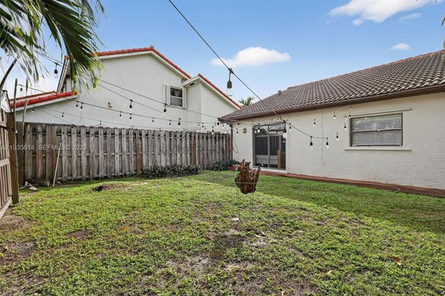 5571 NW 188th St 0, Miami Gardens, FL 33055