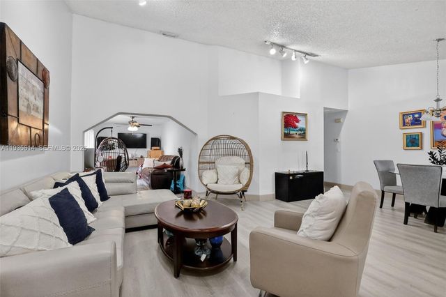 5571 NW 188th St 0, Miami Gardens, FL 33055