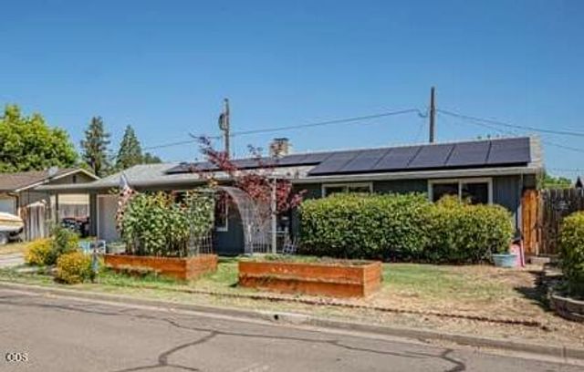 45 Ashley Place, Central Point, OR 97502