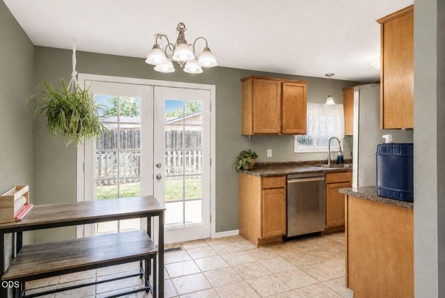 45 Ashley Place, Central Point, OR 97502