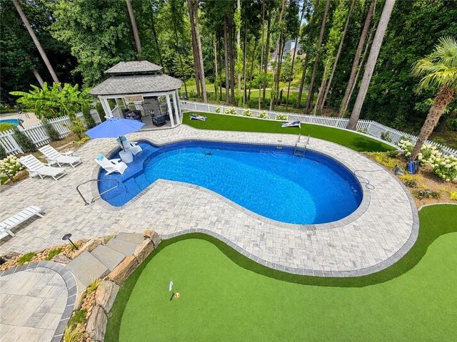 5852 Brookstone Walk NW, Acworth, GA 30101