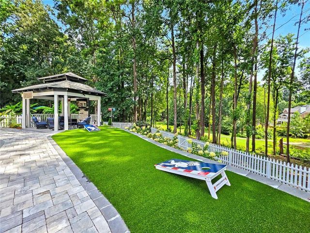 5852 Brookstone Walk NW, Acworth, GA 30101