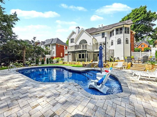 5852 Brookstone Walk NW, Acworth, GA 30101