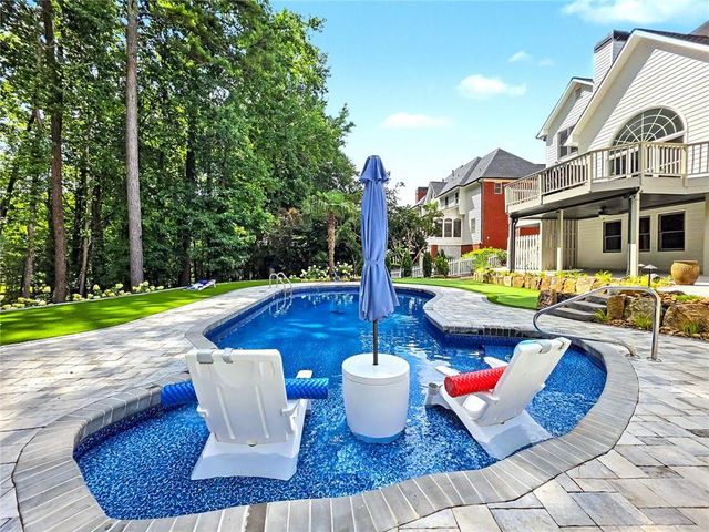 5852 Brookstone Walk NW, Acworth, GA 30101