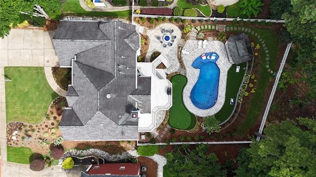 5852 Brookstone Walk NW, Acworth, GA 30101