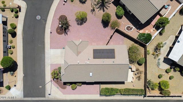 17320 N THORNBERRY Drive, Surprise, AZ 85374