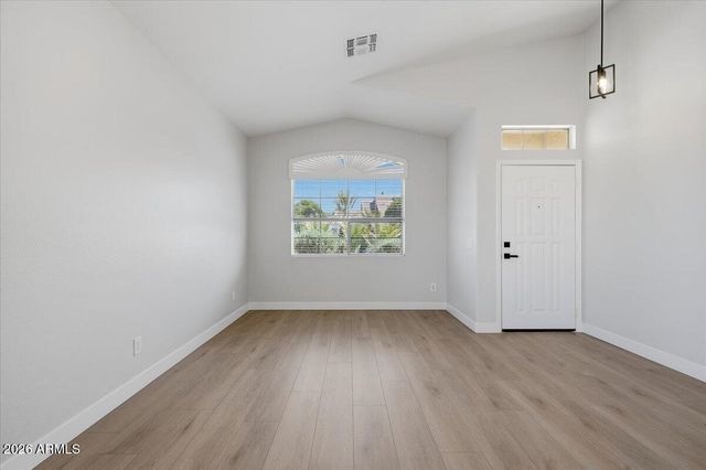 17320 N THORNBERRY Drive, Surprise, AZ 85374
