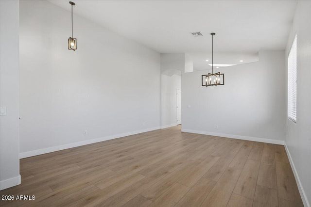 17320 N THORNBERRY Drive, Surprise, AZ 85374