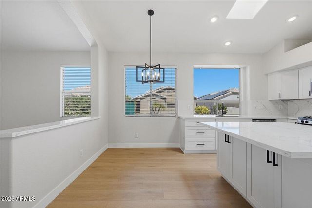 17320 N THORNBERRY Drive, Surprise, AZ 85374