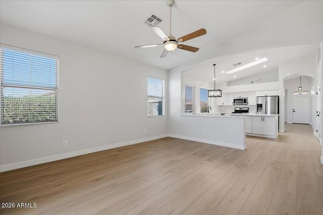 17320 N THORNBERRY Drive, Surprise, AZ 85374