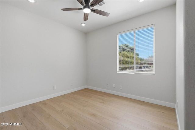 17320 N THORNBERRY Drive, Surprise, AZ 85374