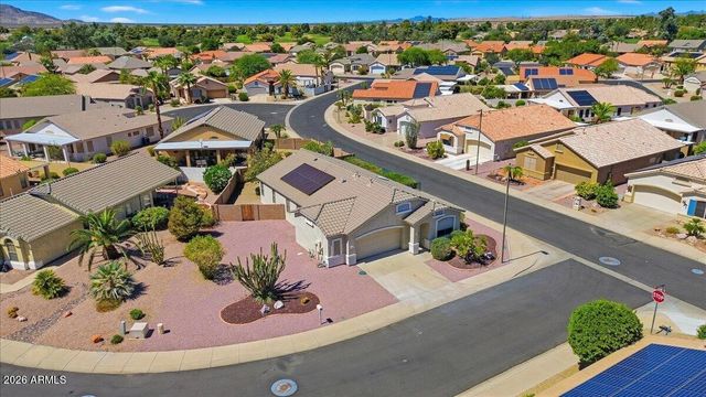 17320 N THORNBERRY Drive, Surprise, AZ 85374