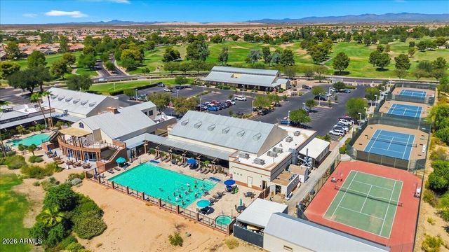 17320 N THORNBERRY Drive, Surprise, AZ 85374