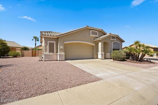 17320 N THORNBERRY Drive, Surprise, AZ 85374