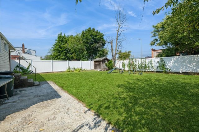 537 Duryea Avenue, Uniondale, NY 11553