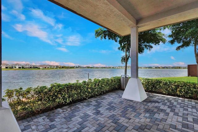 15846 NW 91st Ct 0, Miami Lakes, FL 33018