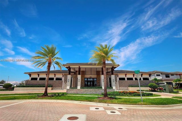 15846 NW 91st Ct 0, Miami Lakes, FL 33018
