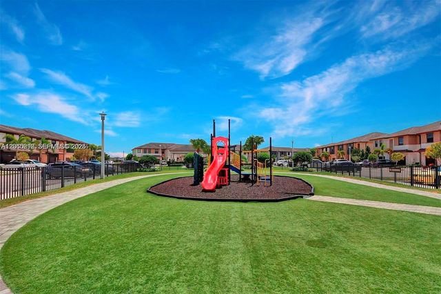 15846 NW 91st Ct 0, Miami Lakes, FL 33018