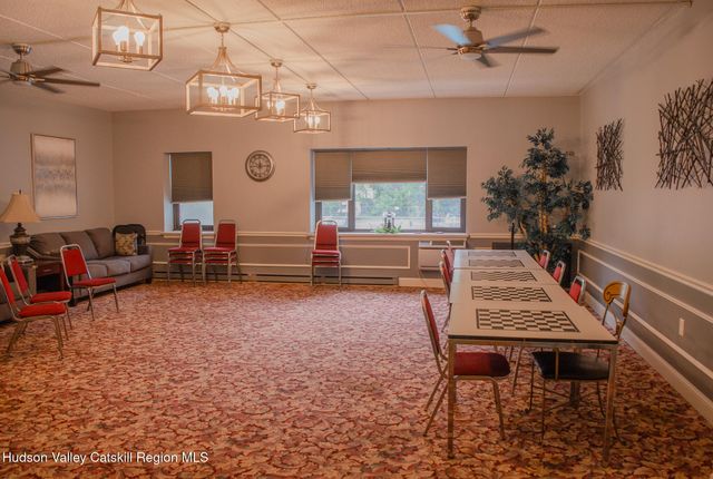 160 Academy Street 6 C, Poughkeepsie, NY 12601