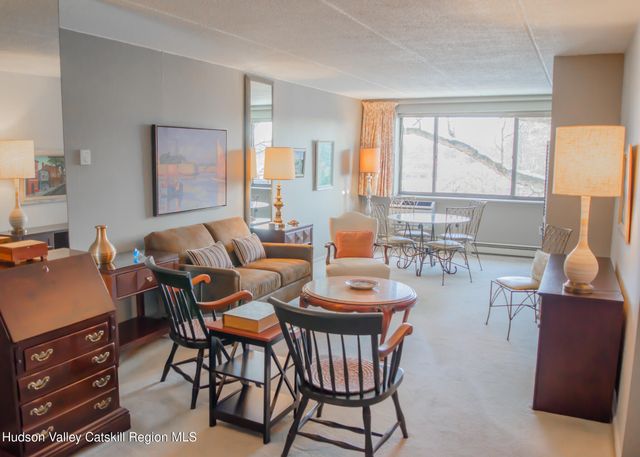 160 Academy Street 6 C, Poughkeepsie, NY 12601