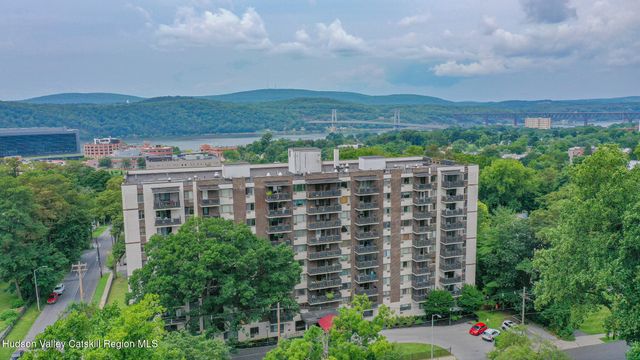 160 Academy Street 6 C, Poughkeepsie, NY 12601