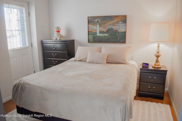 160 Academy Street 6 C, Poughkeepsie, NY 12601