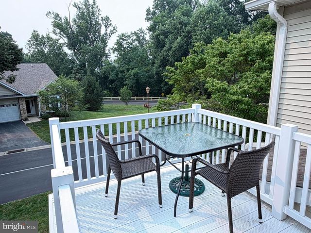 1601 COUNTRY CLUB DR, Springfield, PA 19064