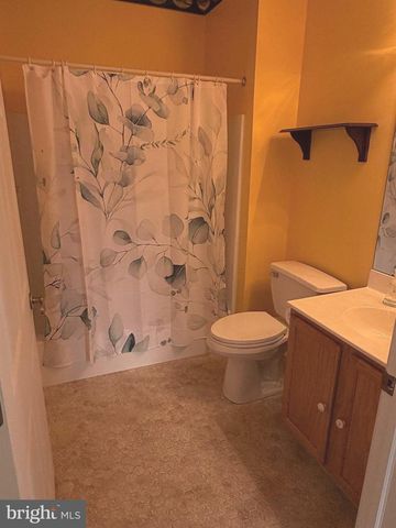 1601 COUNTRY CLUB DR, Springfield, PA 19064