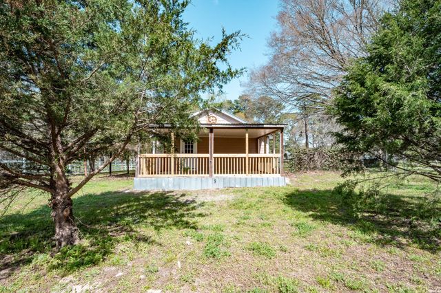 691 Myrtie Drive, Shepherd, TX 77371