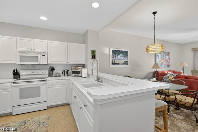 17100 Bridgestone CT 303, Fort Myers, FL 33908