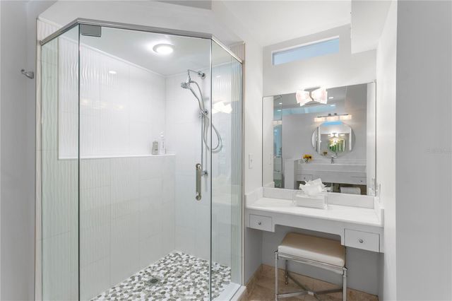 360 PINELLAS BAYWAY S I, St Petersburg, FL 33715