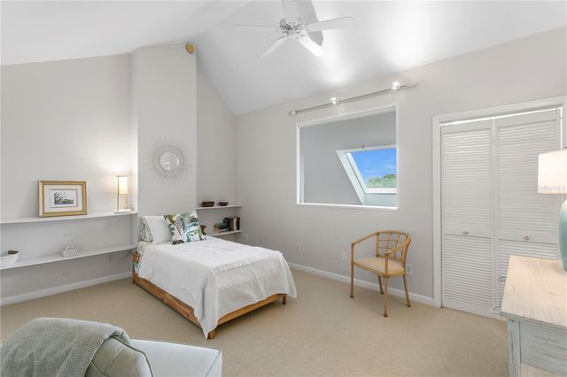 360 PINELLAS BAYWAY S I, St Petersburg, FL 33715