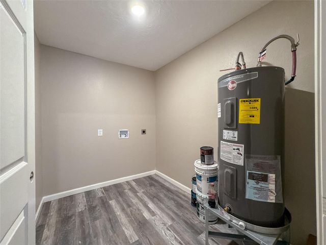 7710 Claiborne Street, Houston, TX 77016