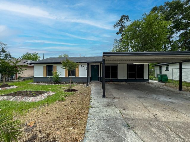 7710 Claiborne Street, Houston, TX 77016