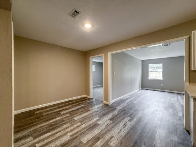7710 Claiborne Street, Houston, TX 77016