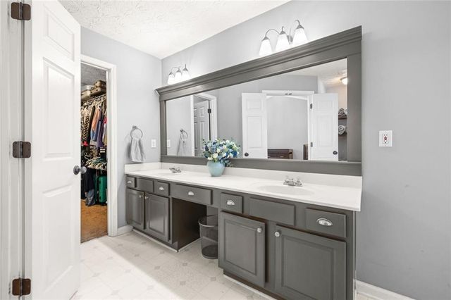 4304 Grey Park Drive, Buford, GA 30519