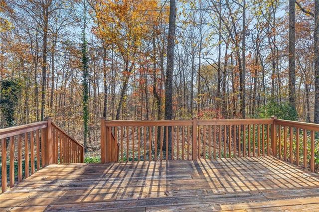 4304 Grey Park Drive, Buford, GA 30519