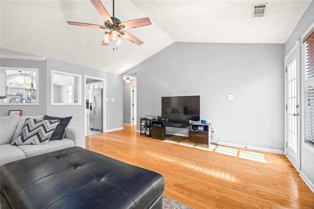 4304 Grey Park Drive, Buford, GA 30519