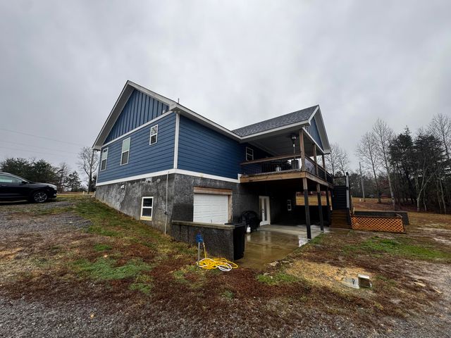 227 S Deer Run Road, Trenton, GA 30752