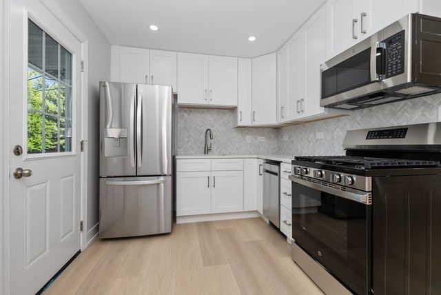 16822 91st Avenue, Orland Hills, IL 60487