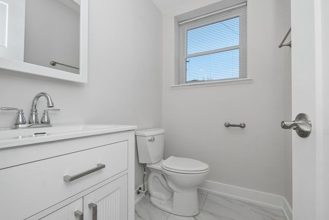 16822 91st Avenue, Orland Hills, IL 60487