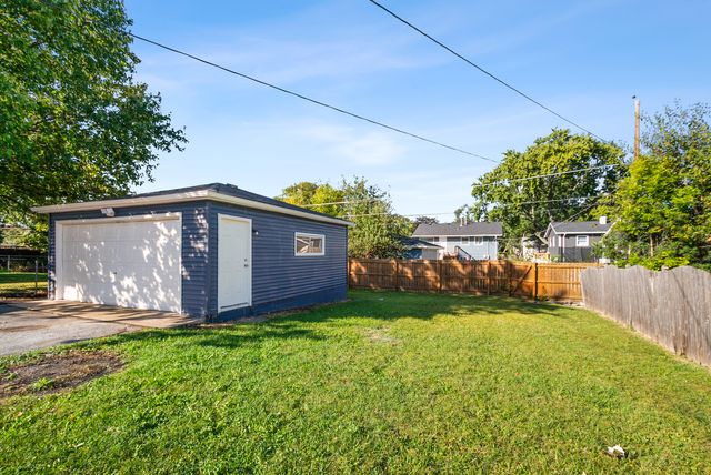 16822 91st Avenue, Orland Hills, IL 60487