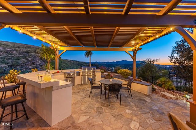 644 Camino De Celeste, Thousand Oaks, CA 91360