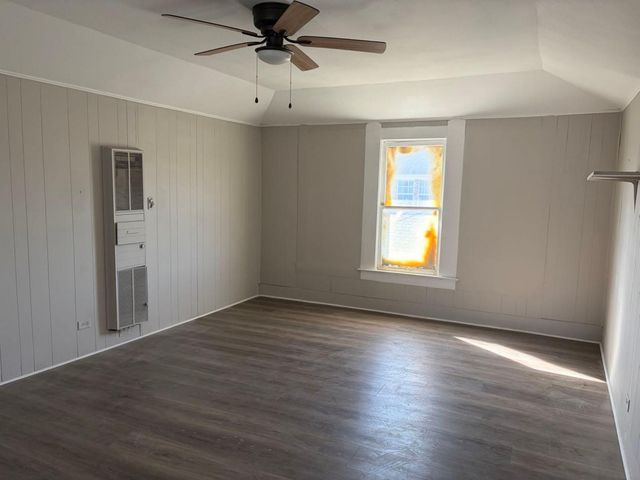 931 9th Avenue 2, Port Arthur, TX 77642